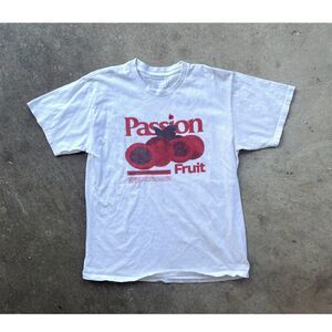 At The Moment Passion Fruit T-Shirt L
